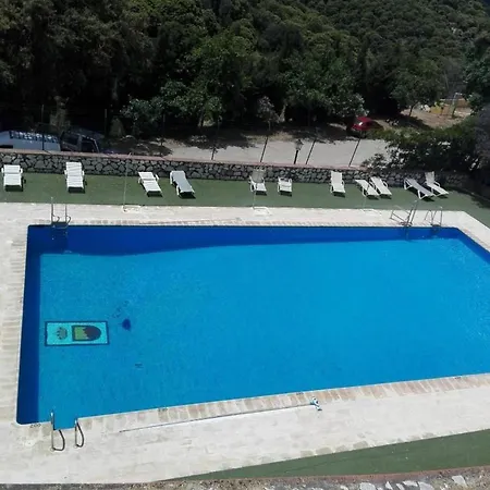 Villa Casas Rurales El Viejo Castaño 1 *