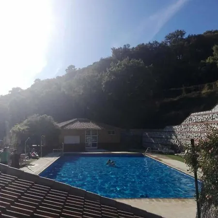 Villa Casas Rurales El Viejo Castaño 1 *